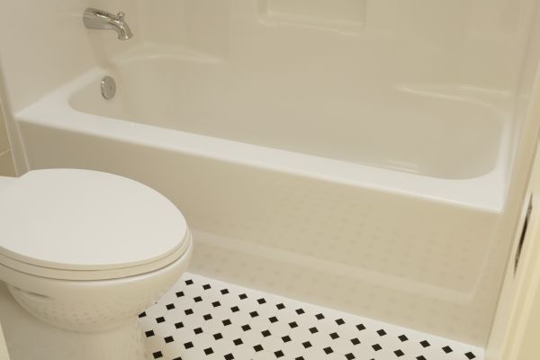Lancaster Bathtub Refinishing